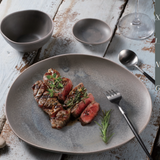 Porcelain dinnerware set